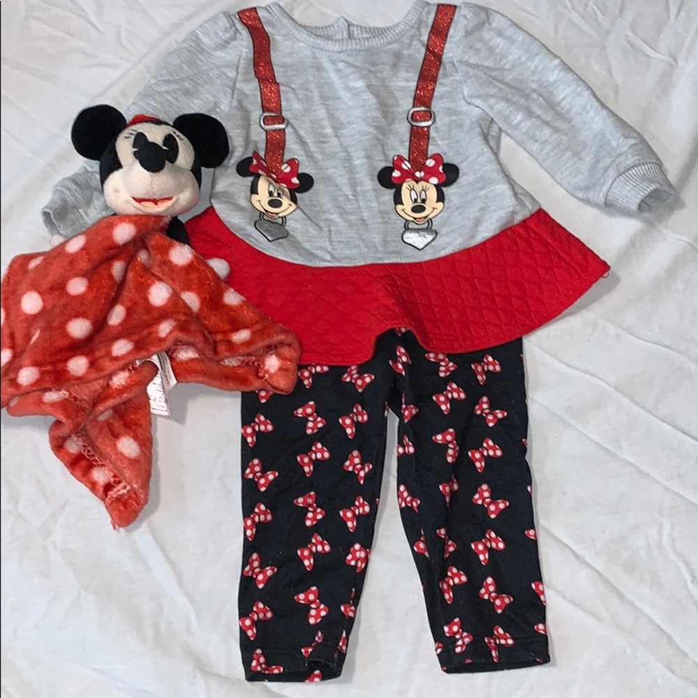 Minnie Mouse Outfit with Comfort Minnie Plush